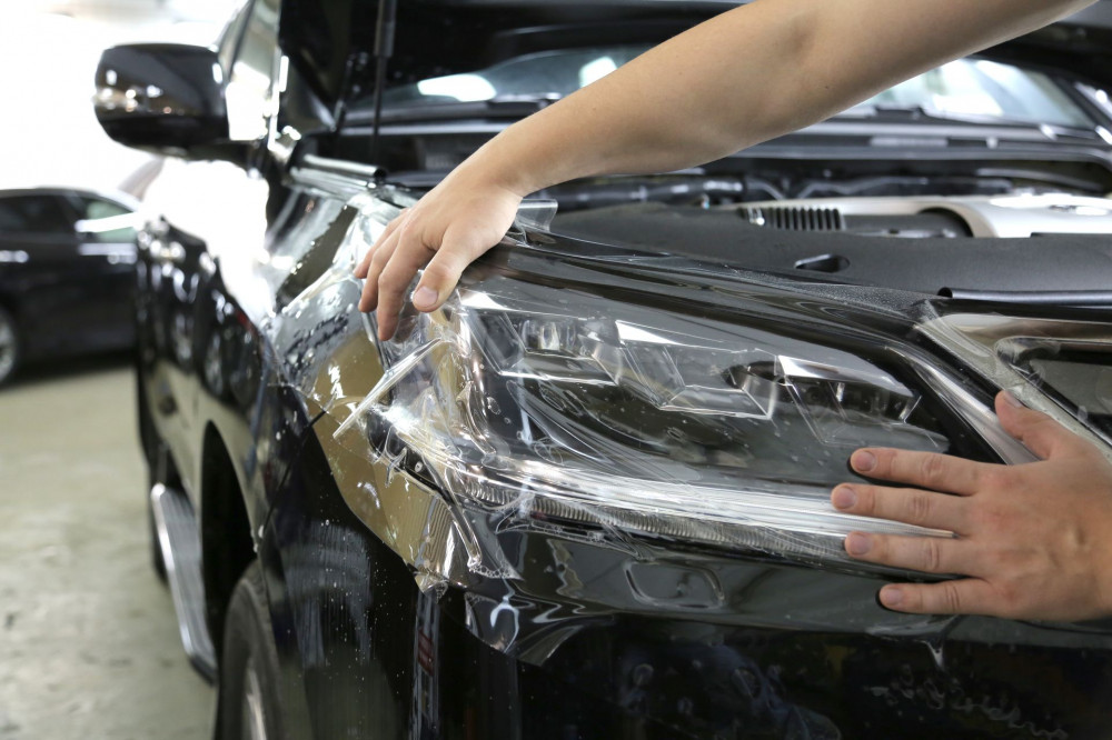 Protecție (PPF) pe faruri și geamuri
